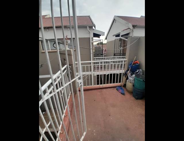 2 BEDROOM APARTMENT FOR SALE IN TROYEVILLE